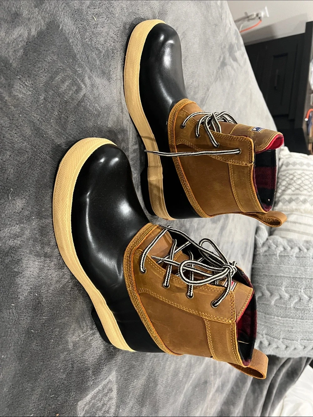 Size 11 Xtra Tuf Men’s Brown and Black Ankle Boots